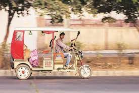 Photo of मथुरा में अनिवार्य होगा ई-रिक्शा का पंजीकरण..