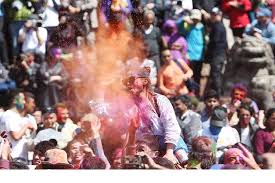Photo of नेपाल के पहाड़ी इलाकों में रंगों का उत्सव आज, तराई मधेश में कल मनाई जाएगी होली….