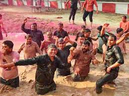Photo of संभल सीओ अनुज चौधरी ने खेली होली, जमकर किया डांस…