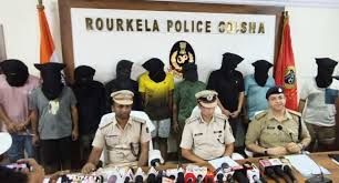 Photo of ओडिशा: राउरकेला पुलिस ने अंतरराष्ट्रीय साइबर धोखाधड़ी गिरोह का किया भंडाफोड़, 9 गिरफ्तार…