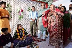 Photo of ओम बिरला शहीद की बेटी के विवाह समारोह में हुए शामिल, निभाई भात की रस्म…