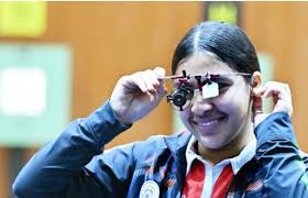 Photo of आईएसएसएफ विश्व कप : सुरुचि इंदर सिंह ने स्वर्ण, मनु भाकर ने रजत पर किया कब्ज़ा, सौरभ चौधरी को कांस्य…