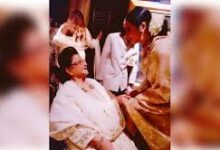 Photo of बोनी कपूर ने शेयर की मां और रेखा की दिल छू लेने वाली तस्वीर, लिखा- ‘क्वीन्स…’