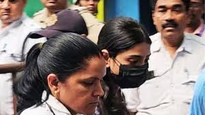 Photo of शर्मिष्ठा पानोली को हिरासत में बलात्कार की धमकी, एनएचआरसी ने बंगाल सरकार से मांगी रिपोर्ट…