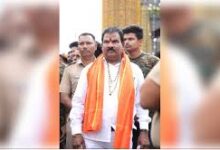 Photo of कैंटीन कर्मचारी को पीटने पर शिवसेना विधायक संजय गायकवाड़ ने दी सफाई..