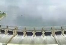 Photo of तमिलनाडु: मेट्टूर डैम तीसरी बार भरकर पूरी क्षमता पर पहुंचा, बाढ़ का अलर्ट जारी…