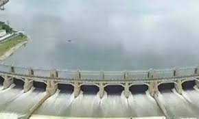 Photo of तमिलनाडु: मेट्टूर डैम तीसरी बार भरकर पूरी क्षमता पर पहुंचा, बाढ़ का अलर्ट जारी…
