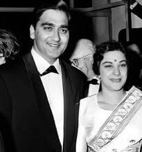 Photo of पेरेंट्स डे पर प्रिया दत्त ने साझा की भावुक पोस्ट, कहा- ‘माता-पिता ने दिया मकसद भरा जीवन’..