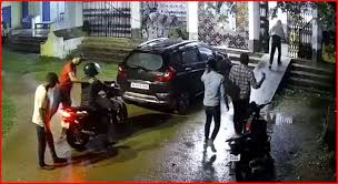 Photo of कश्मीर घाटी में यात्री सवारी डिब्बों को अपग्रेड करने का काम 31 अगस्त तक हो जाएगा पूरा : केंद्र…