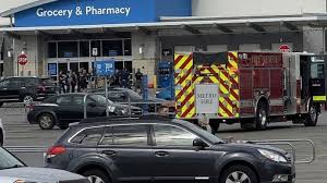 Photo of मिशिगन के वॉलमार्ट में चाकूबाजी की घटना, 11 घायल…