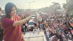 Photo of डिंपल यादव के अपमान पर एनडीए सांसदों का फूटा गुस्सा, संसद परिसर में मौलाना रशिदी के खिलाफ किया प्रदर्शन…