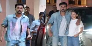 Photo of देर रात संजय लीला भंसाली से मिलने पहुंचे रणबीर और आलिया…