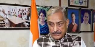 Photo of मतदाता सूची में कथित गड़बड़ियों की स्वतंत्र रूप से जांच कराए चुनाव आयोगः प्रमोद तिवारी…