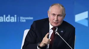 Photo of व्लादिमीर पुतिन का दावा, ‘रूस की परमाणु पनडुब्बियों को विदेशी रडार ट्रैक नहीं .कर सकते’…