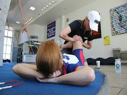 Photo of एथलेटिक थेरेपिस्ट बन बनाएं ब्राइट करियर…