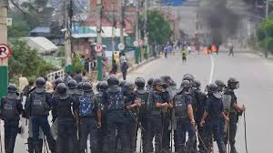 Photo of नेपाल पुलिस का जेलों से भागे कैदियों से आत्मसमर्पण का आह्वान..