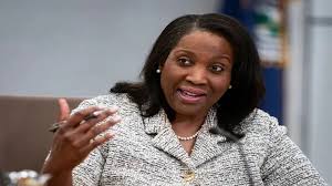 Photo of अमेरिकी न्याय विभाग की कोर्ट से अपील, लिसा कुक को बर्खास्त करने की इजाजत दी जाए..