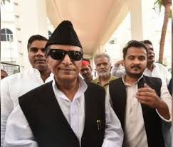 Photo of सीतापुर : आजम खान की रिहाई से पहले शहर में धारा 144 लागू, समर्थकों की भीड़ से जेल रोड पर जाम…