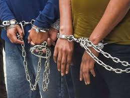 Photo of फर्जी एनसीबी अधिकारी ने गिरफ्तारी का डर दिखाकर ठगे 20 लाख रुपए, पांच आरोपी गिरफ्तार