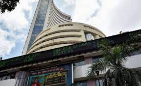 Photo of क्रिसमस से पहले भारतीय शेयर बाजार में हल्की तेजी -सेंसेक्स 140 अंक बढ़कर 85,665 और ‎‎‎निफ्टी 26,216 के स्तर पर…