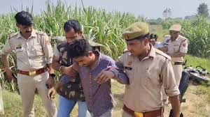 Photo of मेरठ में पुलिस और गोकशों में मुठभेड़, गोली लगने से एक बदमाश घायल