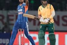 Photo of अर्शदीप ने भुवनेश्वर कुमार का रिकॉर्ड तोड़ा