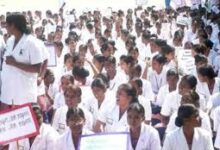 Photo of चेन्नई में नर्सों की गिरफ्तारी के खिलाफ कोयंबटूर में प्रदर्शन, डीएमके सरकार पर वादाखिलाफी का आरोप…