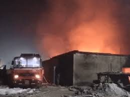 Photo of कपूरथला के पास जम्मू-कटरा एक्सप्रेसवे पर स्थित प्लांट स्टोर में आग लगी, दो करोड़ स्वाहा