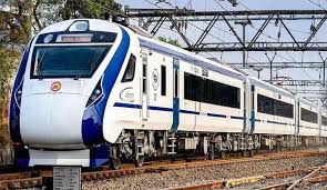 Photo of केरल में वंदे भारत एक्सप्रेस और ऑटो रिक्शा की टक्कर