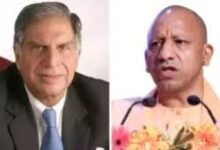 Photo of रतन टाटा की जयंती पर मुख्यमंत्री योगी आदित्यनाथ समेत कई नेताओं ने दी श्रद्धांजलि