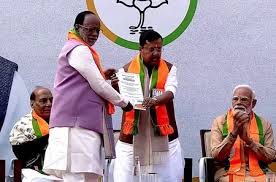 Photo of लूट और चाकूबाजी के मामले में आरोपी गिरफ्तार, 150 सीसीटीवी फुटेज की हुई जांच