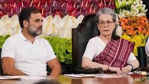 Photo of कांग्रेस ने सोनिया, राहुल के खिलाफ आरोपपत्र को लेकर प्रदर्शन किया….