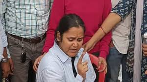 Photo of पहलगाम आतंकी हमले पर दिए विवादित बयान से पलटे कांग्रेस नेता वडेट्टीवार, कहा- ‘दो धर्मों के बीच दरार पैदा करना चाहते थे आतंकी’…