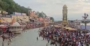 Photo of हरिद्वार : श्रद्धालुओं ने गंगा दशहरा पर स्नान के बाद सुख-शांति की कामना की..