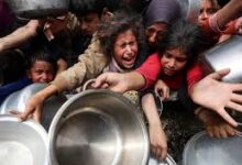 Photo of गाजा में भुखमरी, ट्रंप बोले- तस्वीरें दर्दनाक, लेकिन ‘वो’ खाना हड़प रहे…