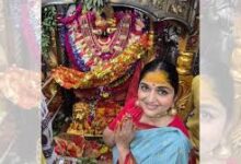 Photo of मिर्जापुर पहुंचीं इंदिरा कृष्णा ने किए विंध्यवासिनी के दर्शन, बोलीं- ‘मंदिर से मेरा खास जुड़ाव’…