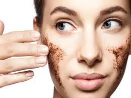 Photo of घर पर स्क्रब करने का सही तरीका, चेहरा रहेगा खिला-खिला..